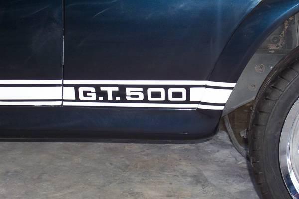 Painted on side stripes